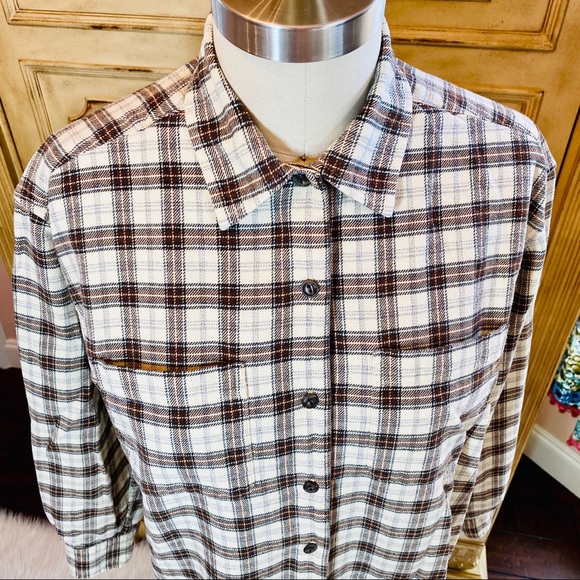 Vintage 90’s “GRUNGE” Eddie Bauer Plaid Button Down Shirt - Picture 7 of 16